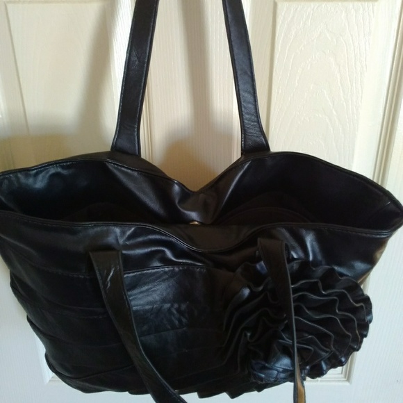 Black purse - Picture 5 of 7